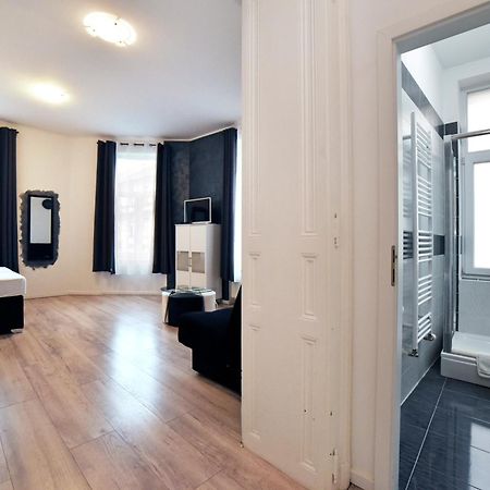 Virtus Apartments And Rooms With Free Private Parking ザグレブ エクステリア 写真