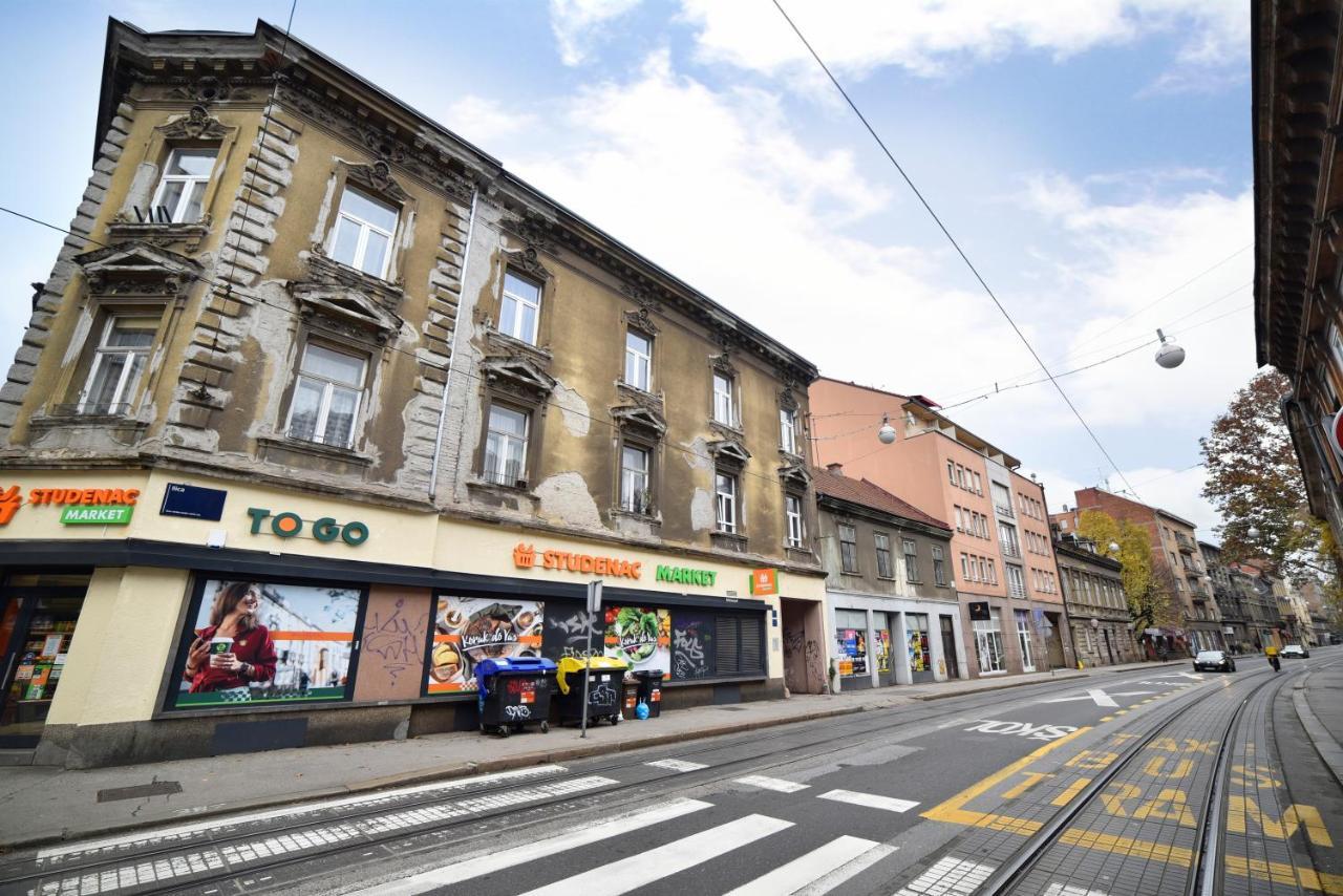 Virtus Apartments And Rooms With Free Private Parking ザグレブ エクステリア 写真