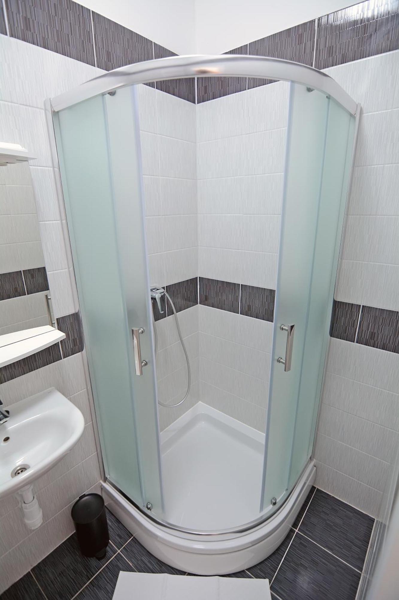Virtus Apartments And Rooms With Free Private Parking ザグレブ 部屋 写真